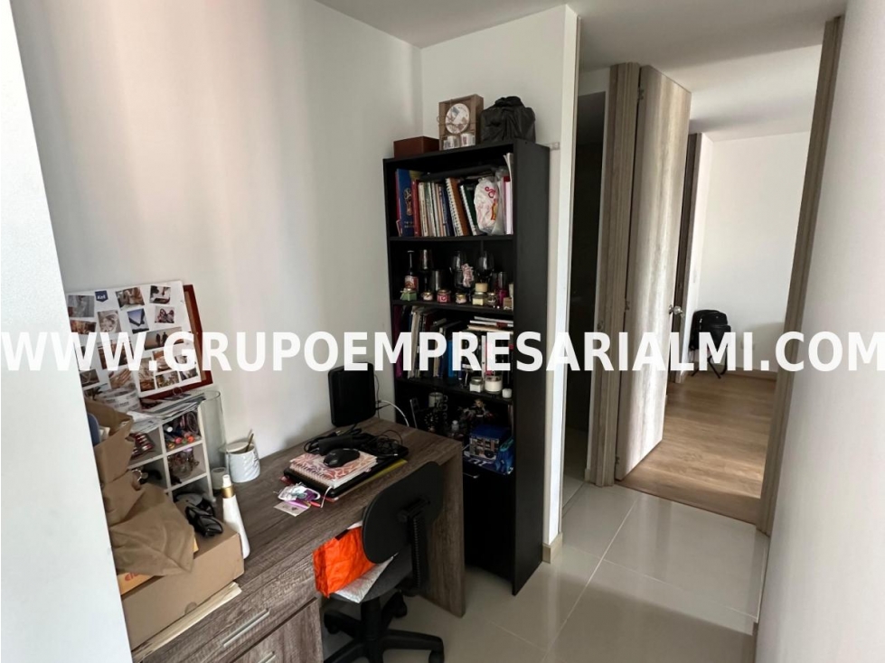 ESPECTACULAR APARTAMENTO EN VENTA - SECTOR LOS COLORES COD: 32794 — foto 3