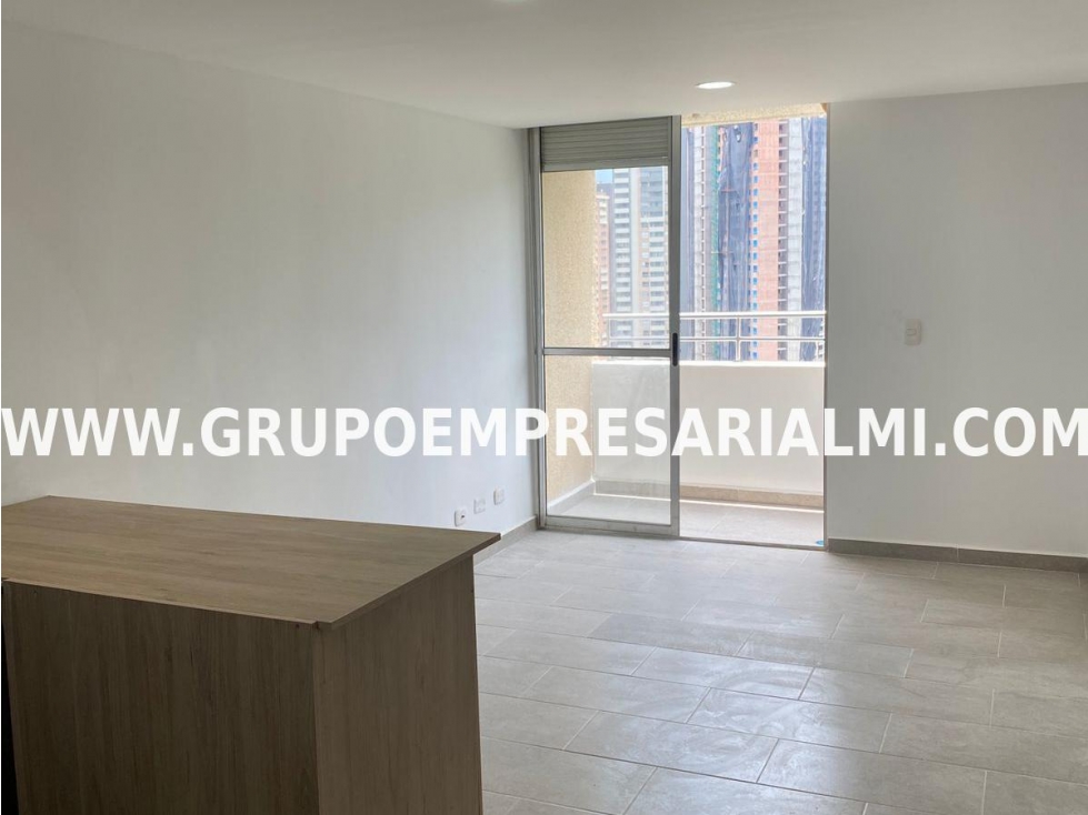 ESPECTACULAR APARTAMENTO EN VENTA - SECTOR CAÑAVERALEJO COD: 33318