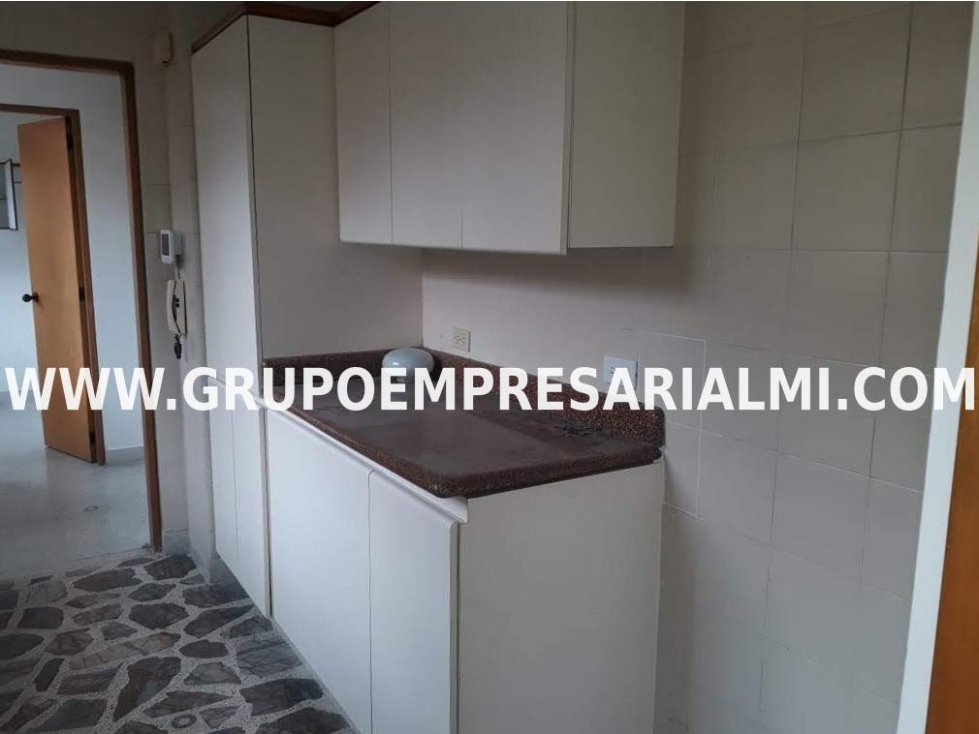 ESPECTACULAR APARTAMENTO EN VENTA - SECTOR SAN LUCAS COD: 33563 - 4