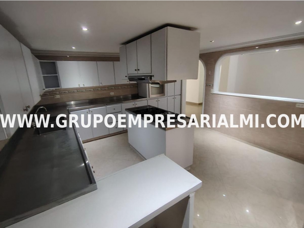 ESPECTACULAR APARTAMENTO EN VENTA SECTOR LAURELES COD: 33972 — foto 4