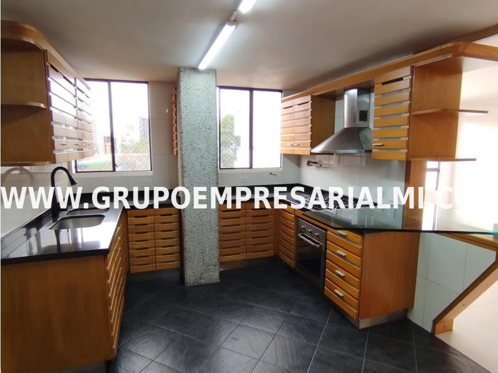 ESPECTACULAR APARTAMENTO EN VENTA SECTOR LA ABADIA, POBLADO COD: 34005 — foto 2
