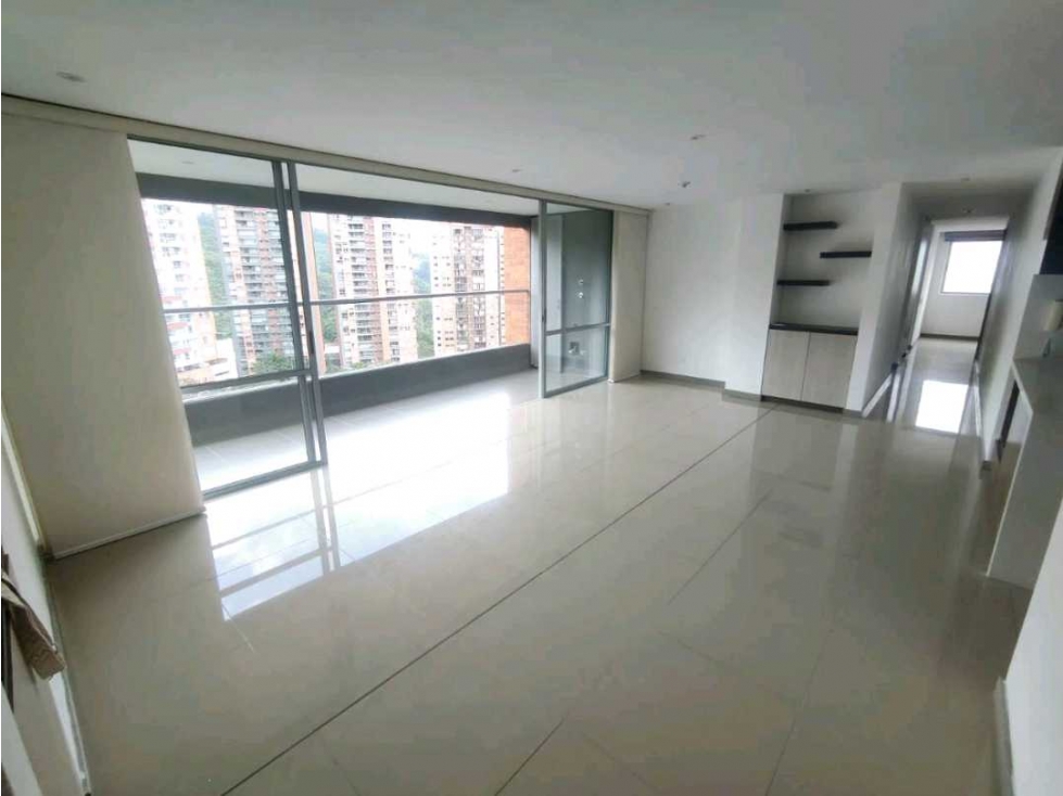 Espectacular Apartamento en zona de alta valorizacion'loma de san jose — foto 4