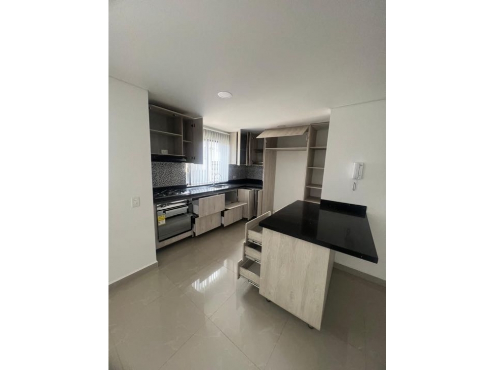 ESPECTACULAR APARTAMENTO ESQUINERO EN VENTA - EL CARMEN DE VÍBORAL ANT — foto 2