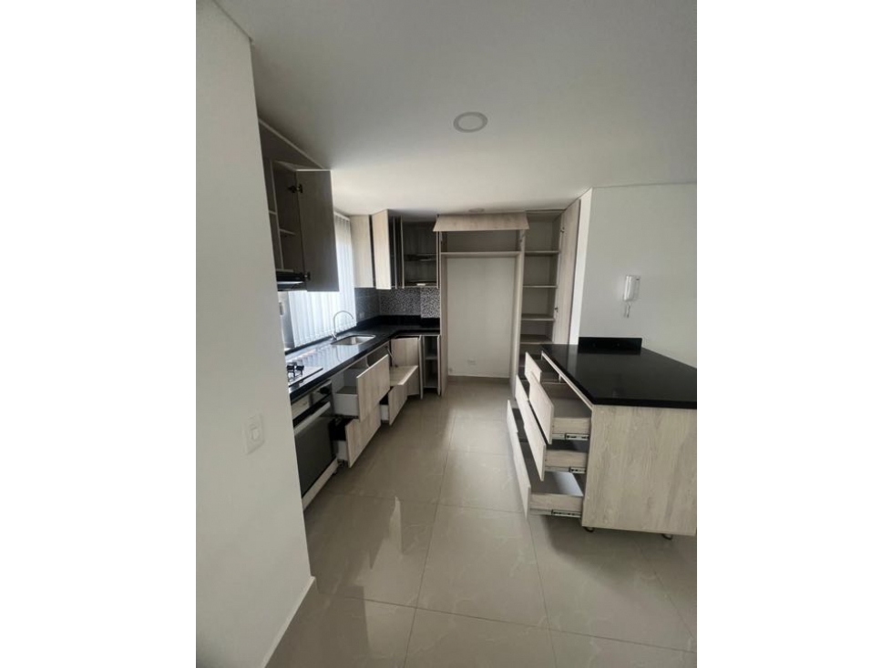 ESPECTACULAR APARTAMENTO ESQUINERO EN VENTA - EL CARMEN DE VÍBORAL ANT — foto 3