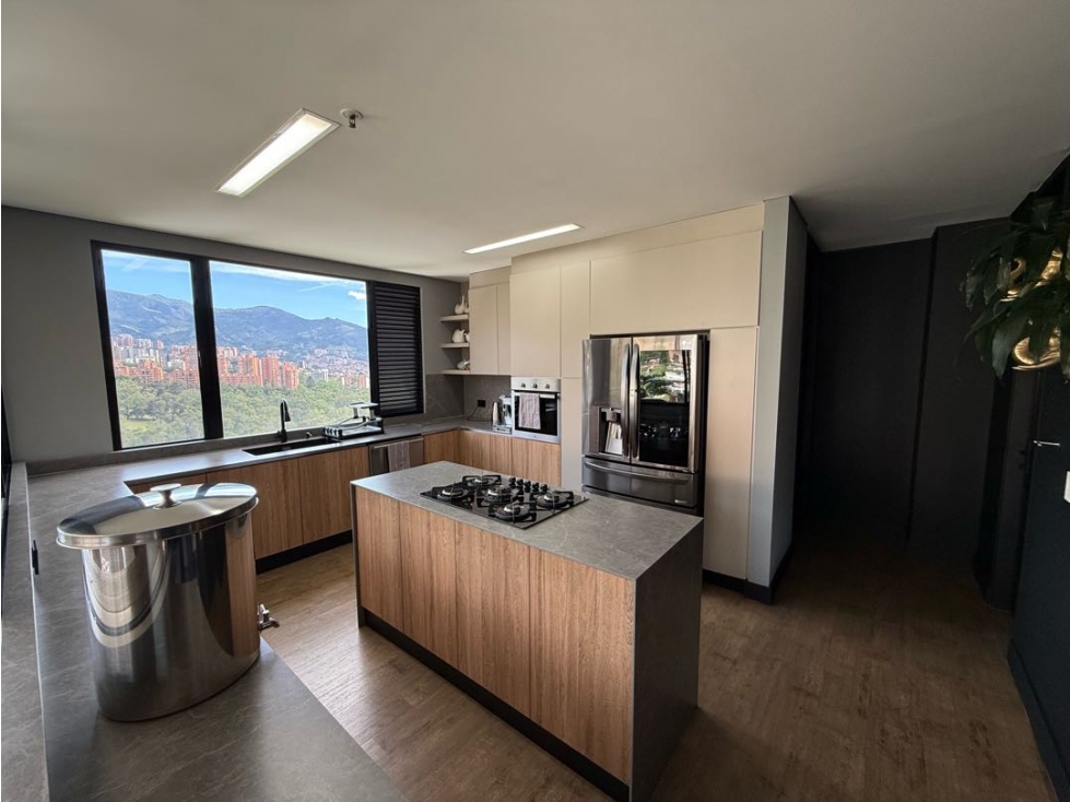 ESPECTACULAR APARTAMENTO UBICADO CERCA A LOS BALSOS — foto 6