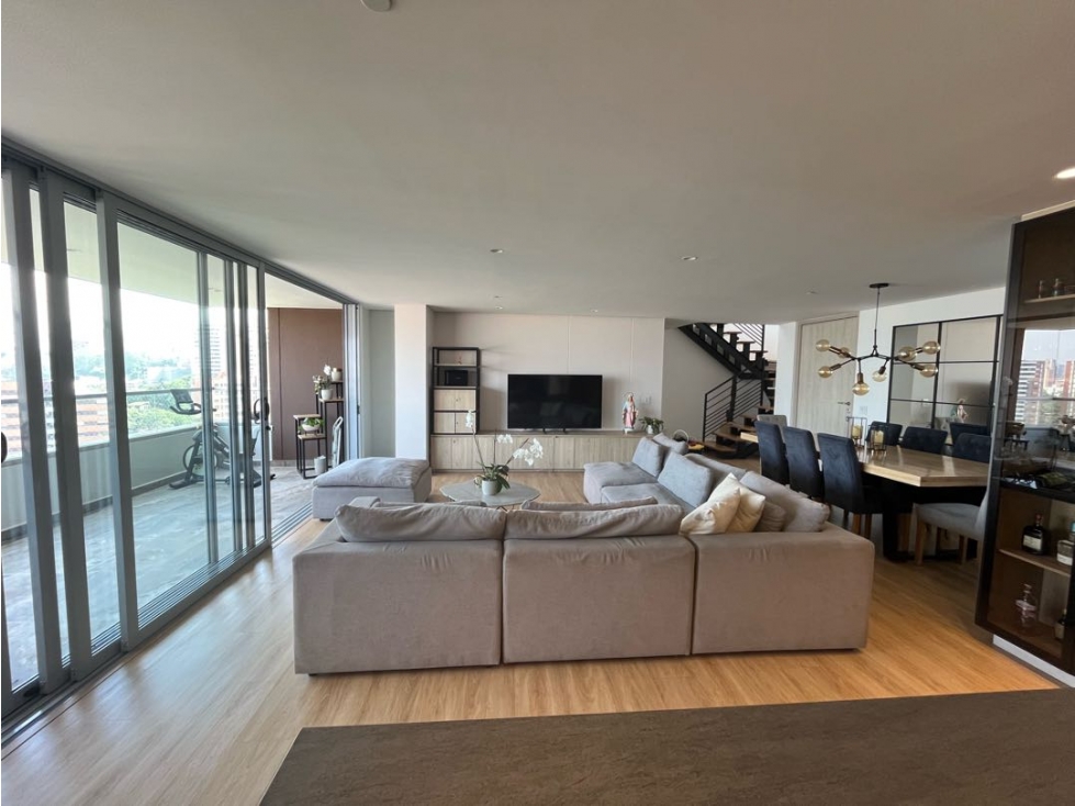 APARTAMENTO DUPLEX CON TERRAZA Y JACUZZI EN ENVIGADO/LOS MESA/ 291MT2 — foto 3