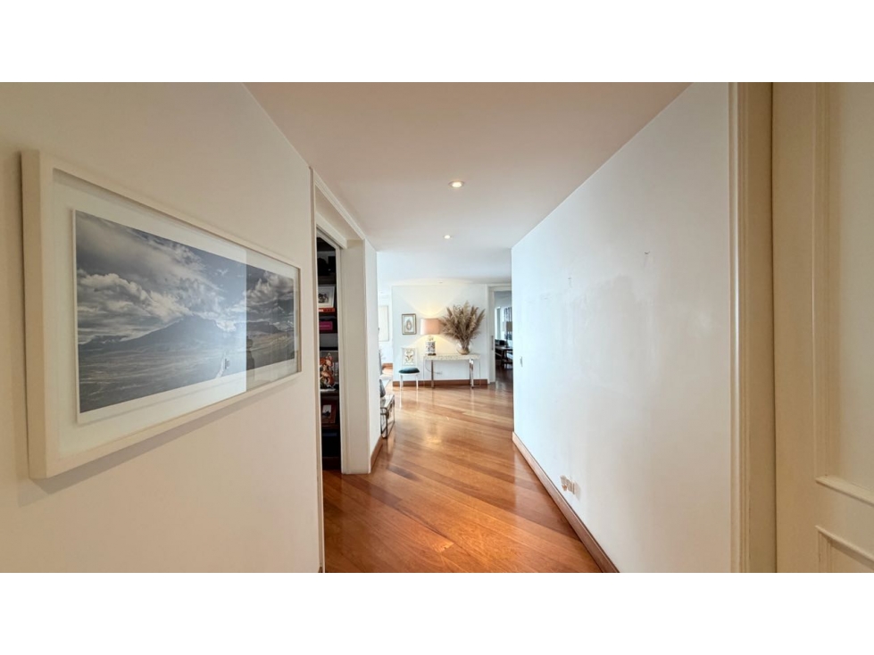 DIVINO CON VISTA CIUDAD Y RODEADO DE MONTAÑA EN CHICO ALTO ~ 310 M2 — foto 6
