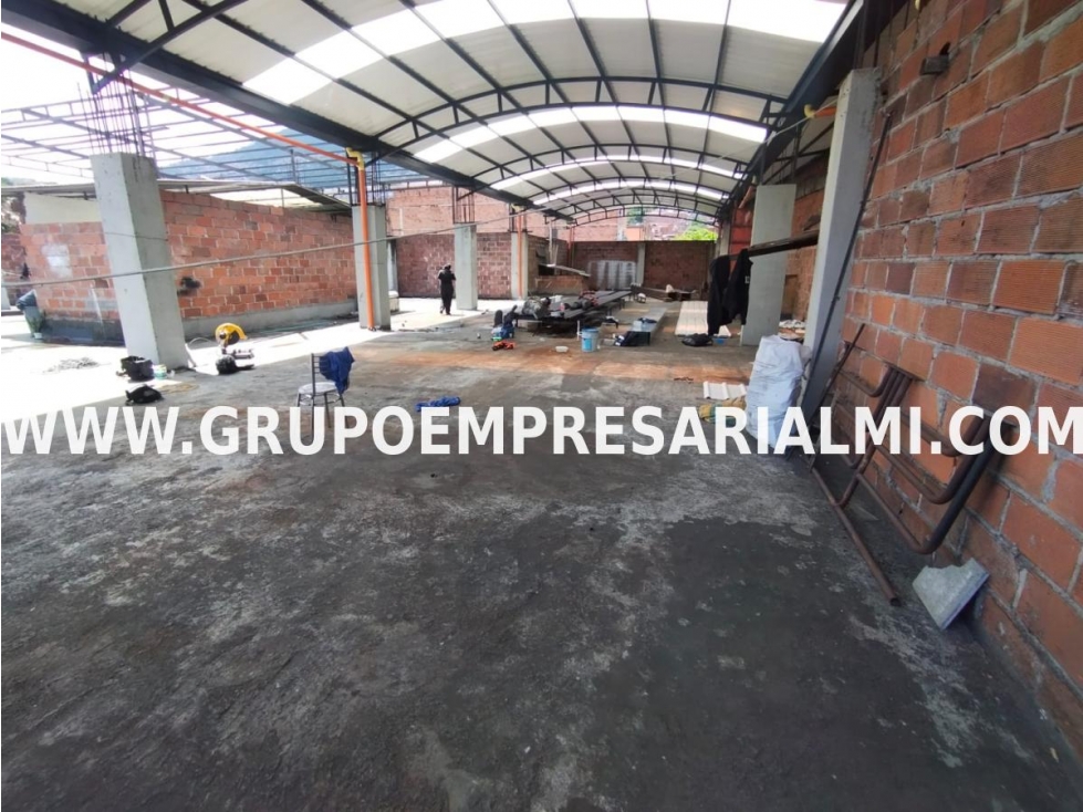 ESPECTACULAR BODEGA EN ARRIENDO - SECTOR ARANJUEZ COD: 29549 - 5