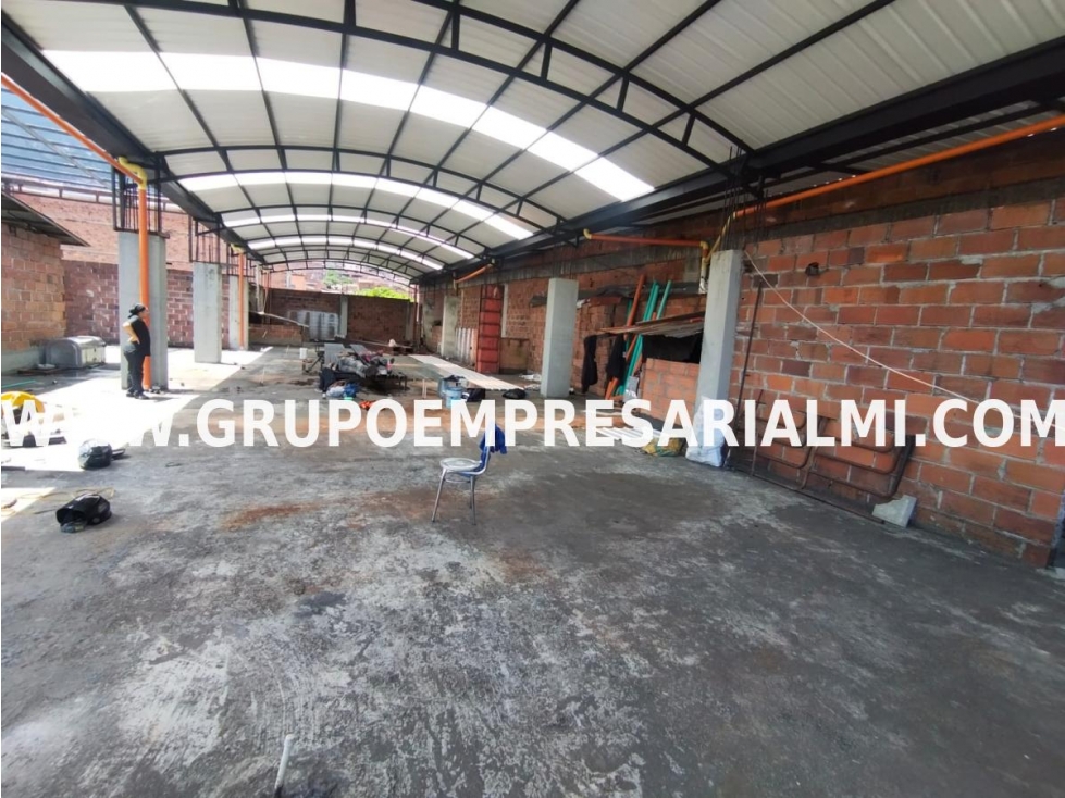 ESPECTACULAR BODEGA EN ARRIENDO - SECTOR ARANJUEZ COD: 29549 - 3