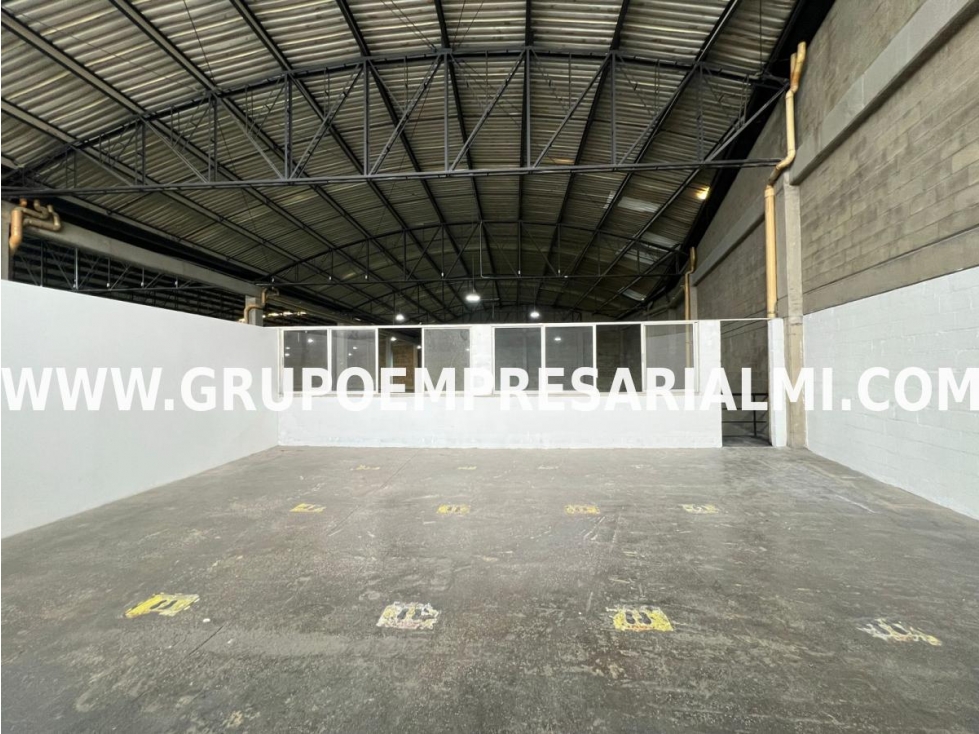 ESPECTACULAR BODEGA EN ARRIENDO - SECTOR SAN JOSE COD: 30578 - 6