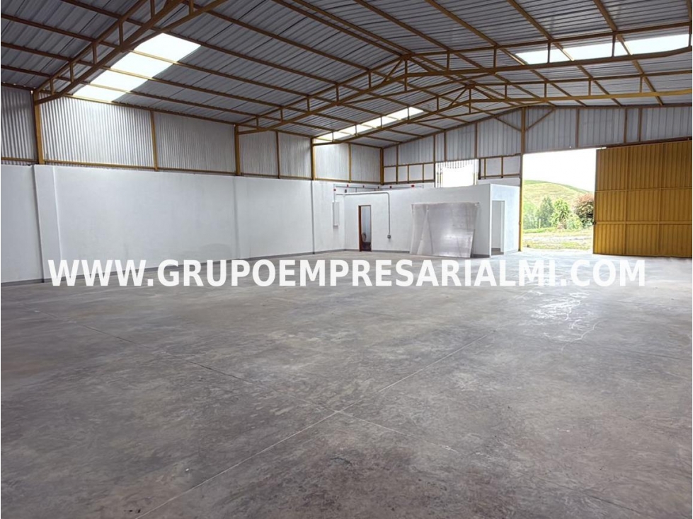 ESPECTACULAR BODEGA EN ARRIENDO - SECTOR SAN PEDRO COD: 33316