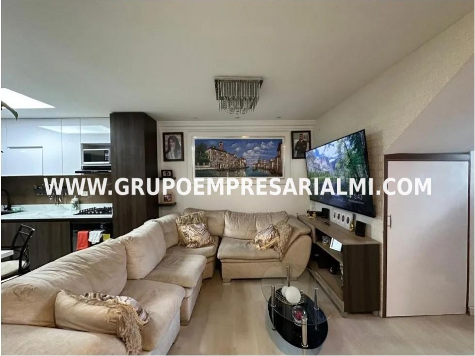 ESPECTACULAR CASA BIFAMILIAR EN VENTA - SECTOR LA GLORIA COD: 32335 — foto 2