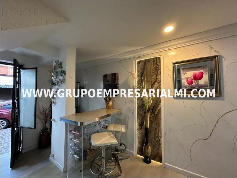 ESPECTACULAR CASA BIFAMILIAR EN VENTA - SECTOR LA GLORIA COD: 32335 — foto 5