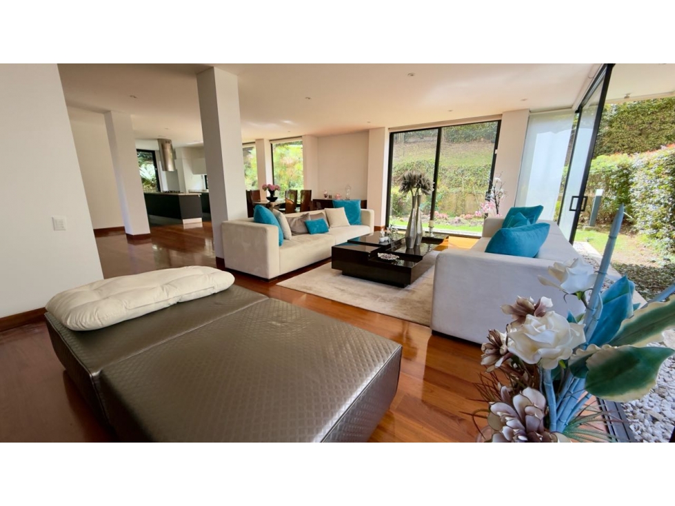ESPECTACULAR CASA CAMINO DEL BOSQUE - CERROS DE SUBA — foto 4