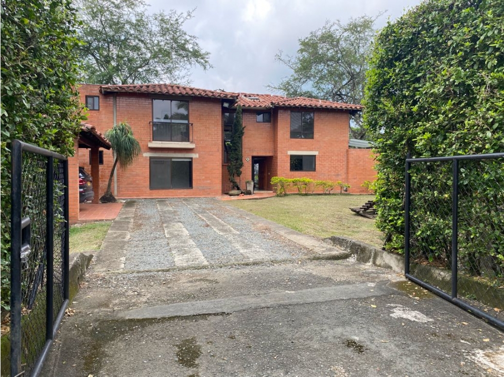ESPECTACULAR CASA CAMPESTRE EN PANCE - 1