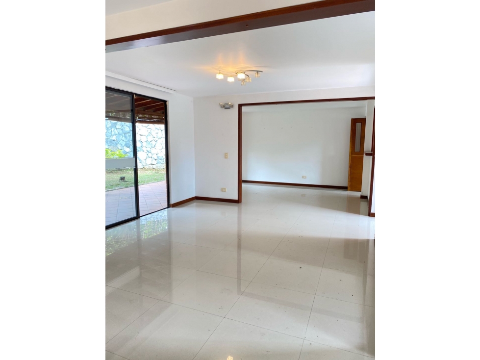 ESPECTACULAR CASA CAMPESTRE EN PANCE - 2