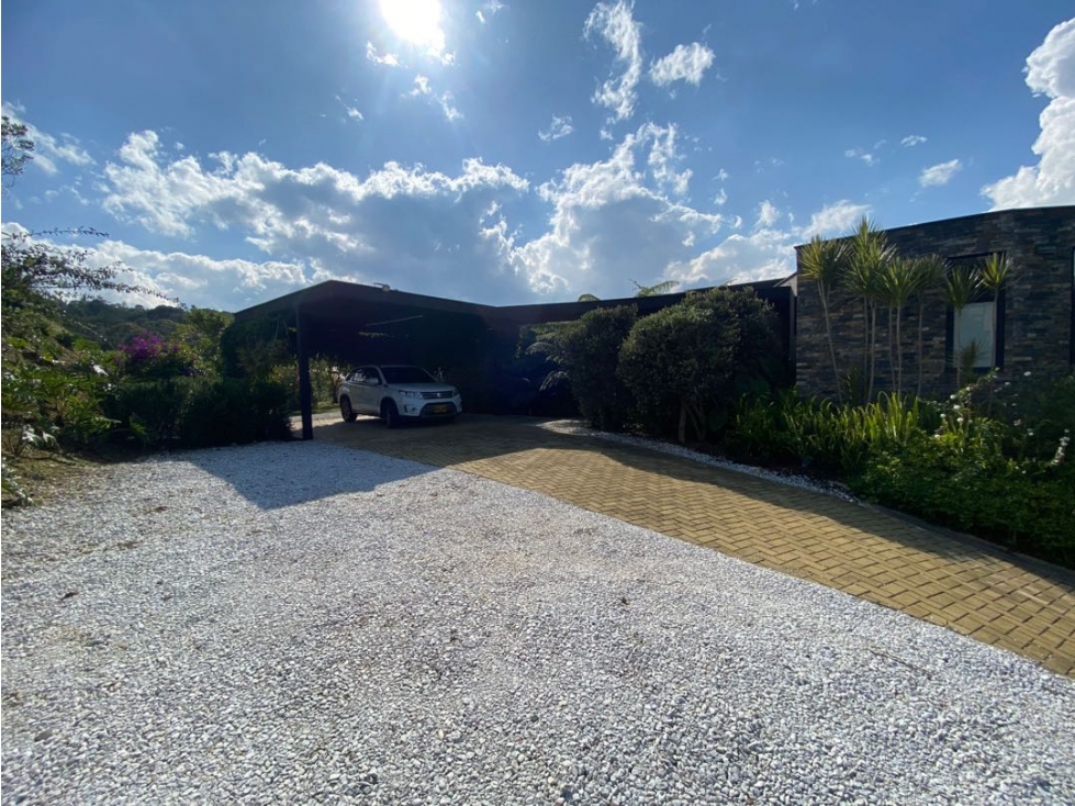 Espectacular casa campestre en parcelación vía La Ceja San Antonio — foto 3