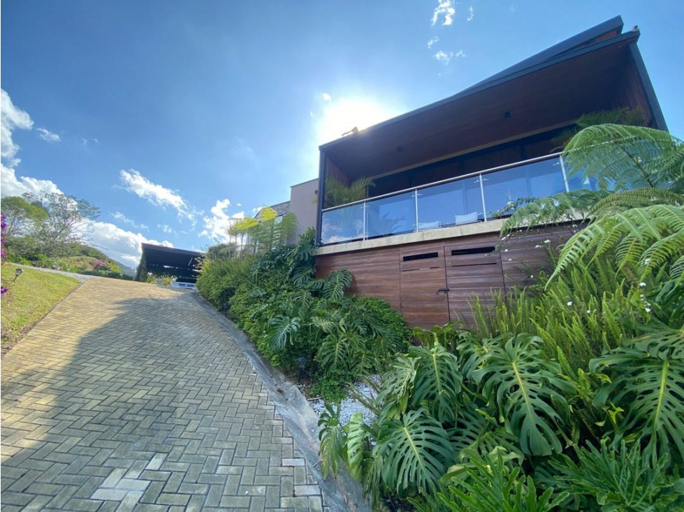 Espectacular casa campestre en parcelación vía La Ceja San Antonio — foto 4
