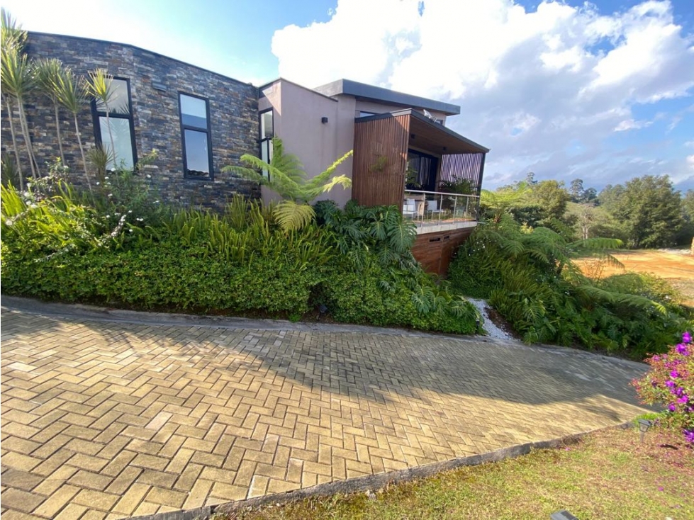 Espectacular casa campestre en parcelación vía La Ceja San Antonio — foto 5