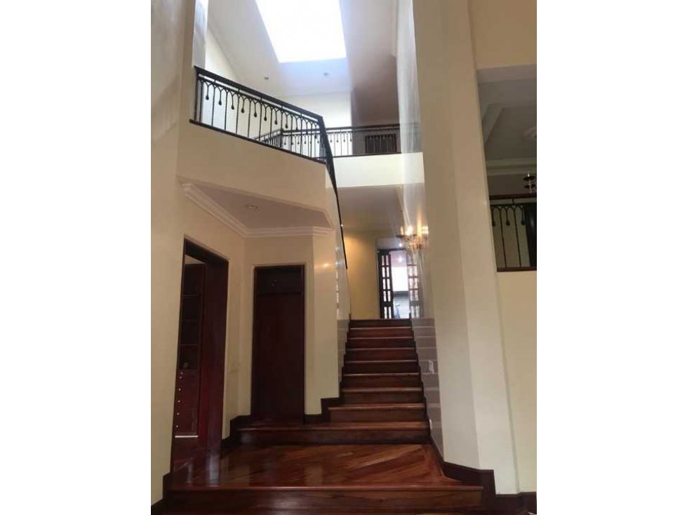 CASA EN ARRIENDO BOSQUES DEL MARQUEZ — foto 2