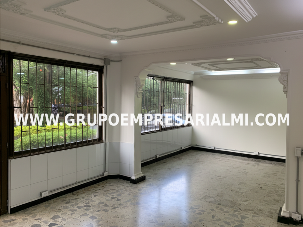 ESPECTACULAR LOCAL EN ARRIENDO - SECTOR LAURELES COD: 33494
