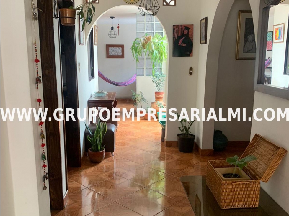 ESPECTACULAR CASA CON AIRE EN VENTA - SECTOR GUAYABAL COD: 30795
