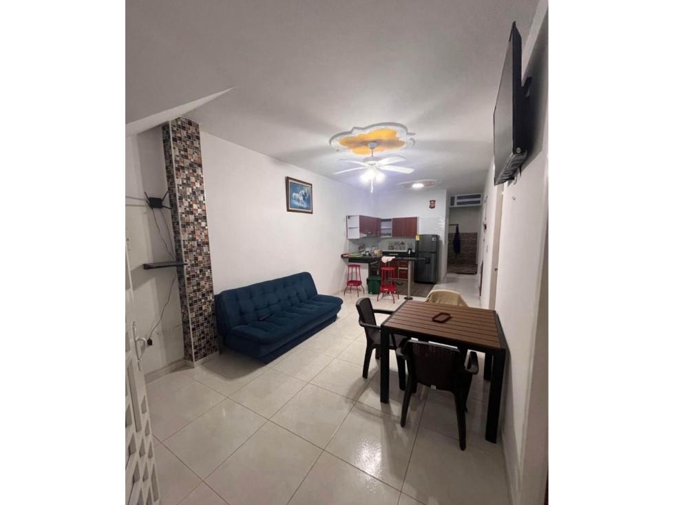 ESPECTACULAR CASA DE 3 PISOS EN VENTA IDEAL PARA INVERSIÓN / AIRBNB — foto 2