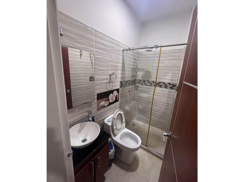 ESPECTACULAR CASA DE 3 PISOS EN VENTA IDEAL PARA INVERSIÓN / AIRBNB — foto 5