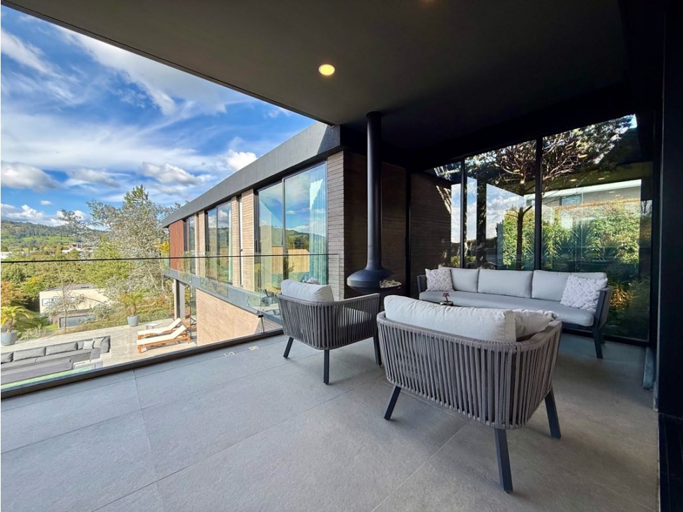 ESPECTACULAR CASA DE LUJO EN EL ALTO DE LAS PALMAS — foto 6