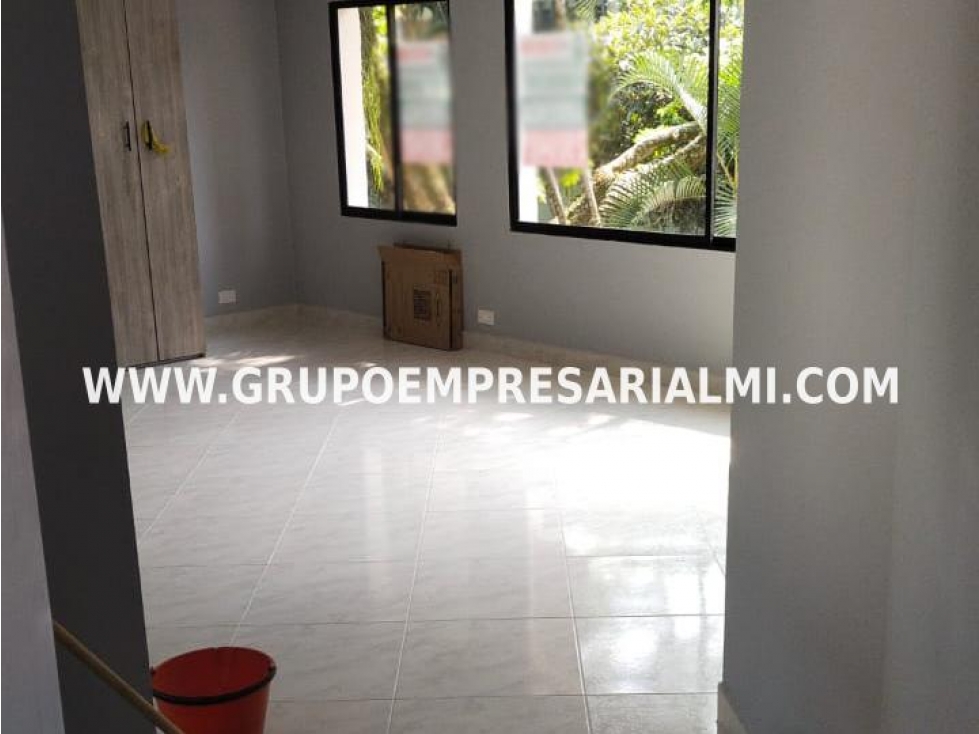 ESPECTACULAR CASA EN ARRIENDO - SECTOR BELEN COD: 28769 - 3