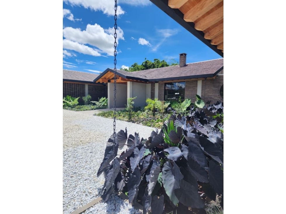 Espectacular casa en ARRIENDO - 2