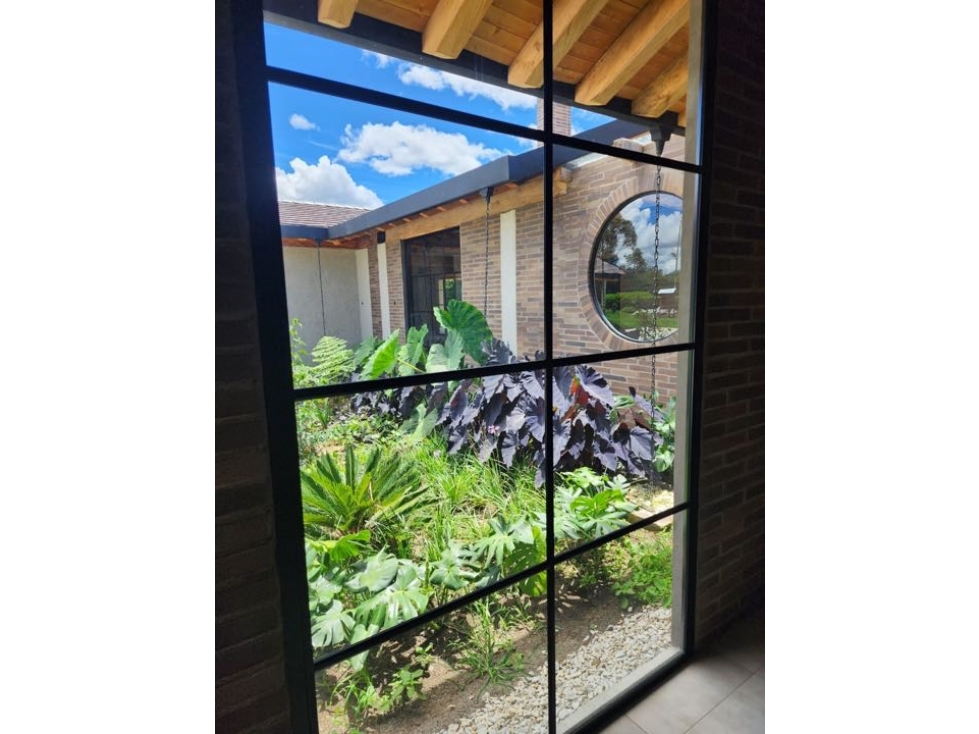 Espectacular casa en ARRIENDO - 6