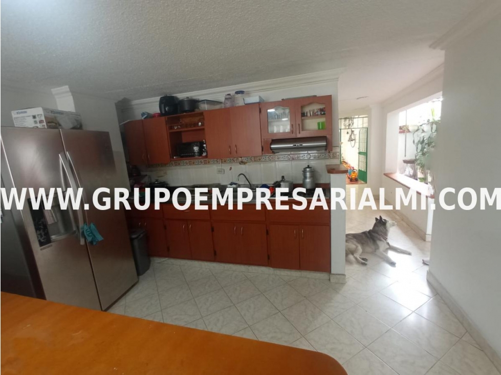 ESPECTACULAR CASA EN ARRIENDO - SECTOR LAURELES COD: 30880 — foto 2