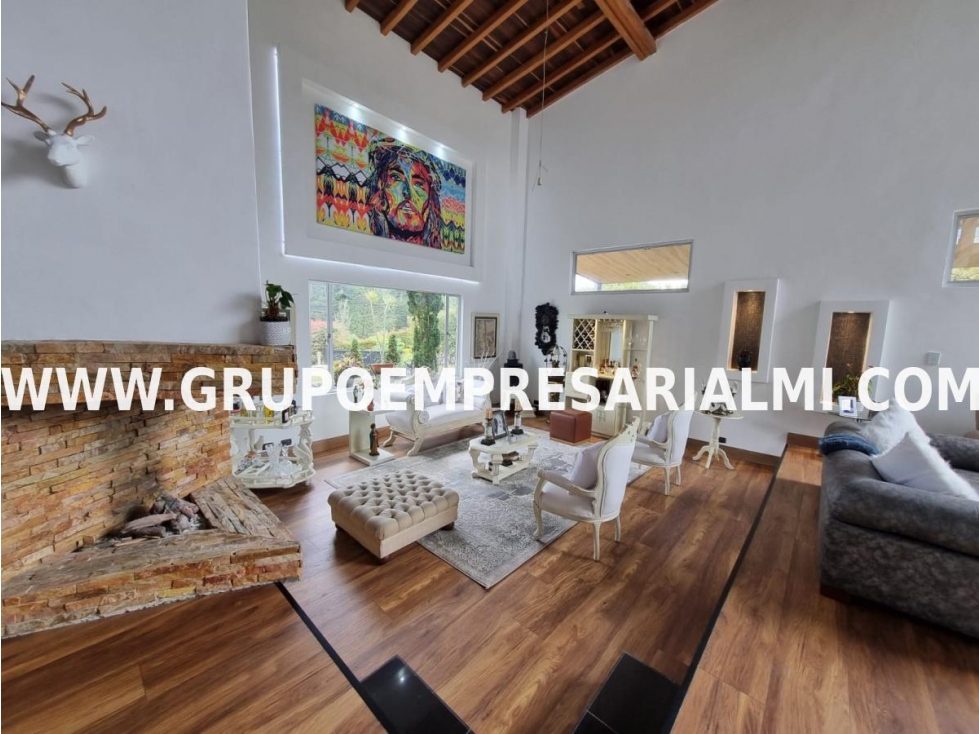 ESPECTACULAR CASA EN ARRIENDO - SECTOR LOMA DEL ESCOBERO COD: 31884 — foto 2