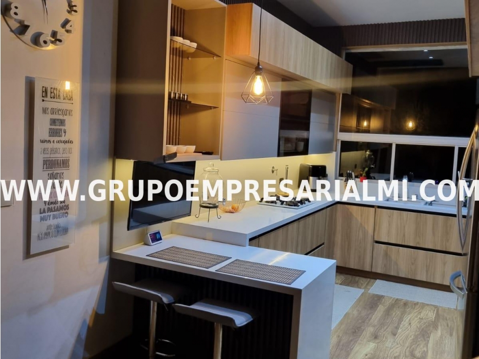 ESPECTACULAR CASA EN ARRIENDO - SECTOR LOMA DEL ESCOBERO COD: 31884 — foto 4