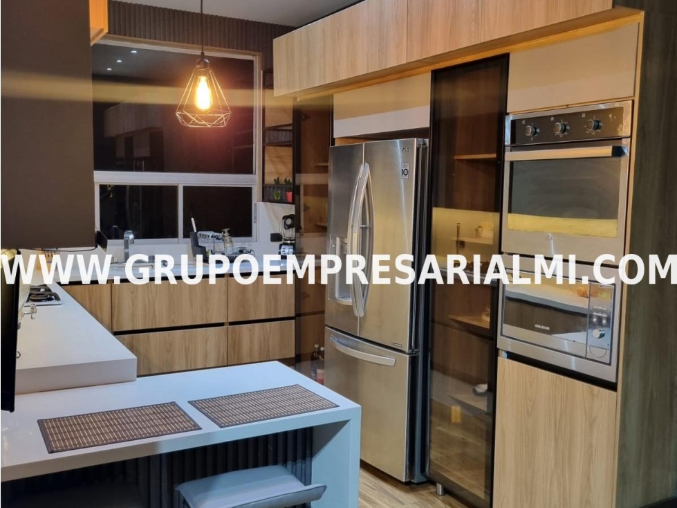ESPECTACULAR CASA EN ARRIENDO - SECTOR LOMA DEL ESCOBERO COD: 31884 — foto 5