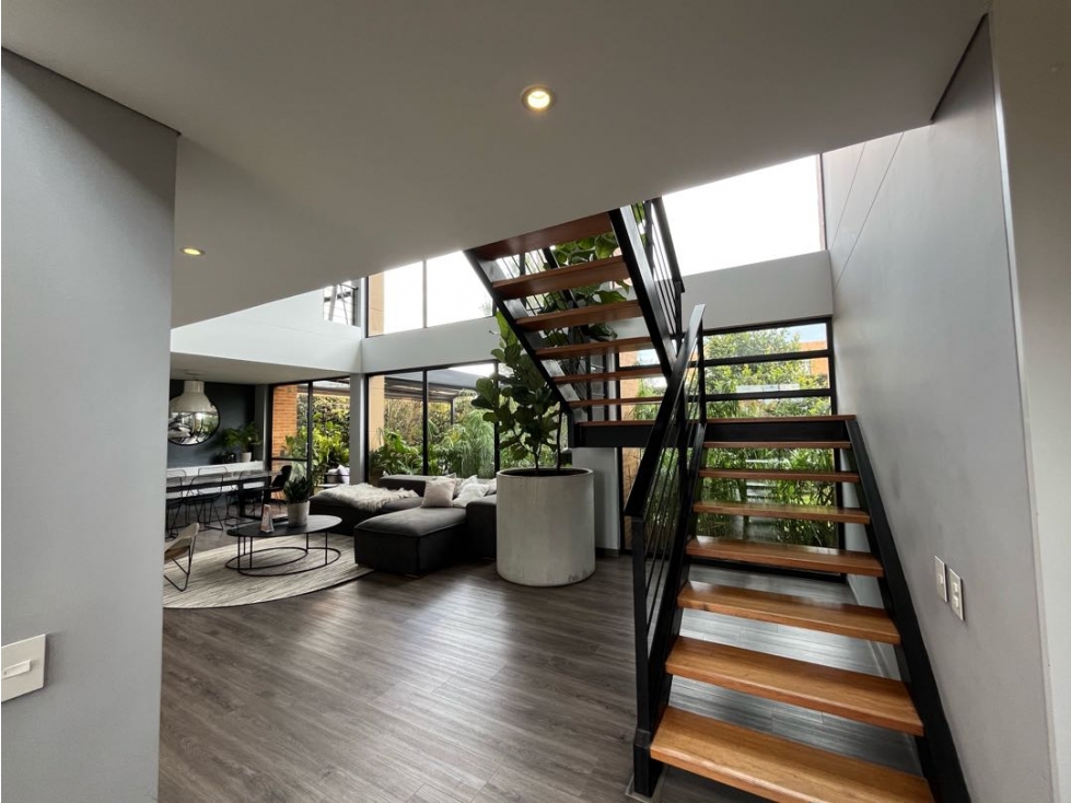 ¡ESPECTACULAR CASA EN CLUB HOUSE PARA VENTA EN LA MILLA DE ORO DE CHIA — foto 4
