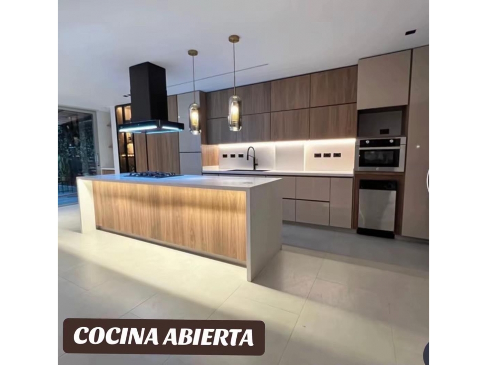 ESPECTACULAR CASA EN ENVIGADO. LA CALLEJA,SECTOR EXCLUSIVO Y TRANQUILO — foto 2