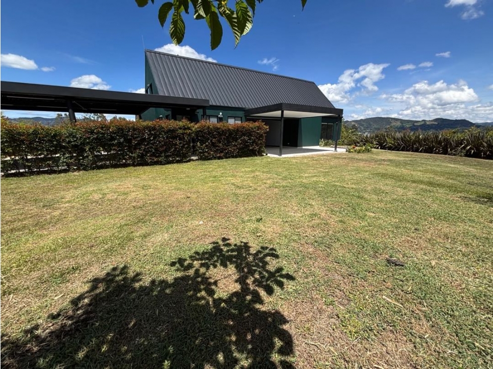 Espectacular casa en La Ceja sector Cantarrana — foto 5