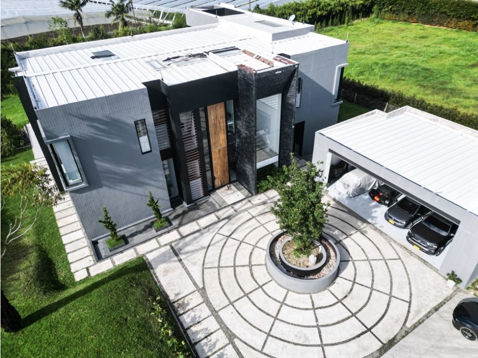 ESPECTACULAR CASA EN LLANOGRANDE - VILACHAGUA — foto 2