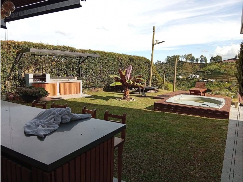 Espectacular casa en parcelación cerca al aeropuerto — foto 4