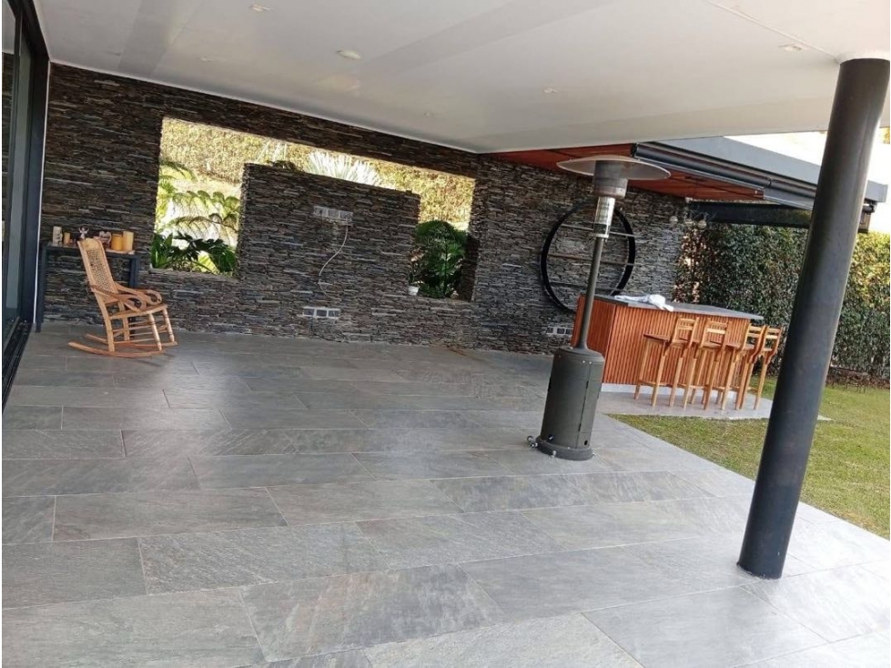 Espectacular casa en parcelación cerca al aeropuerto — foto 5