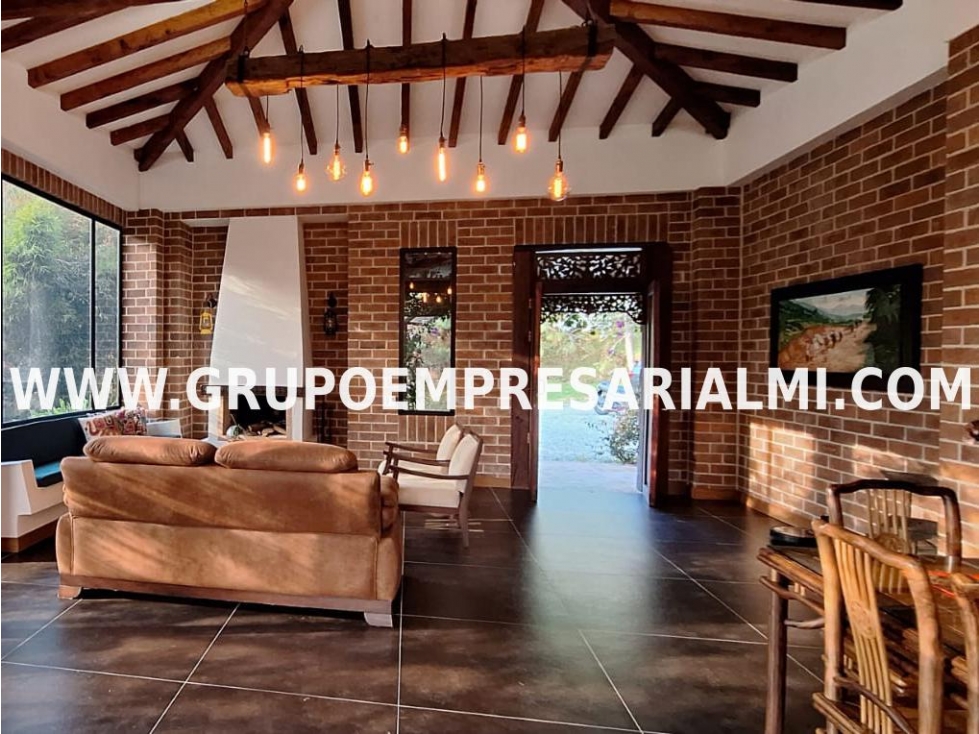 Espectacular casa en venta - sector alto del escobero cod:28733