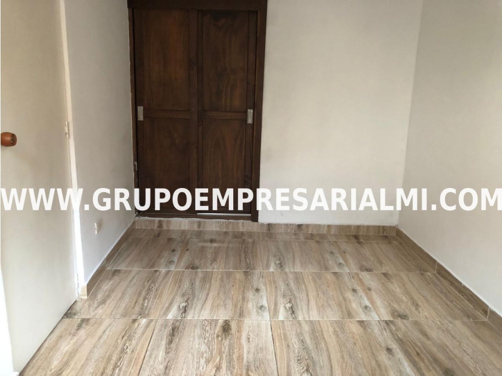 ESPECTACULAR CASA EN VENTA - SECTOR CAMPO VALDÉS COD: 30466 — foto 2