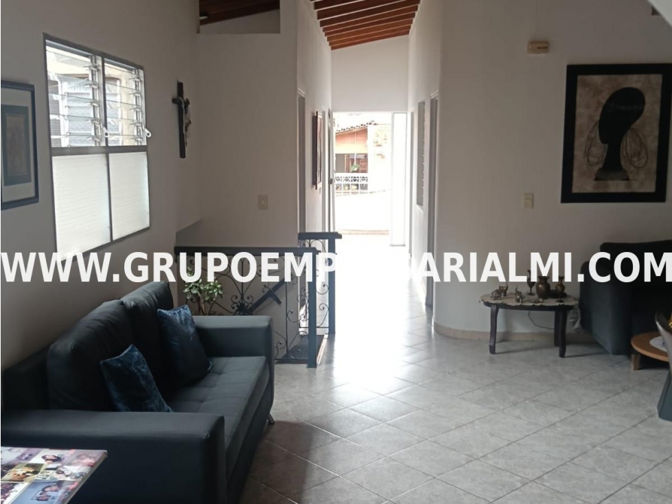 ESPECTACULAR CASA EN VENTA - SECTOR BELÉN,EL PORVENIR COD: 34088 - 3