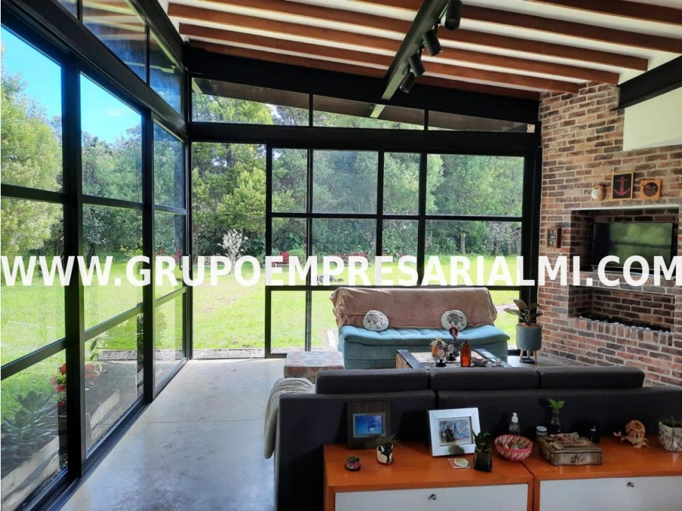 ESPECTACULAR CASA EN VENTA - VEREDA SANTA ELENA COD: 29724 — foto 2