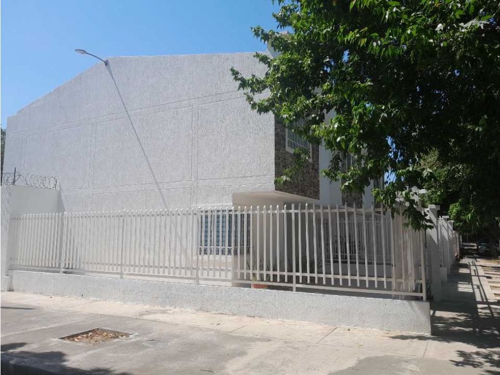Espectacular casa esquinera de 2 pisos, 126m2, barrio libertador — foto 3