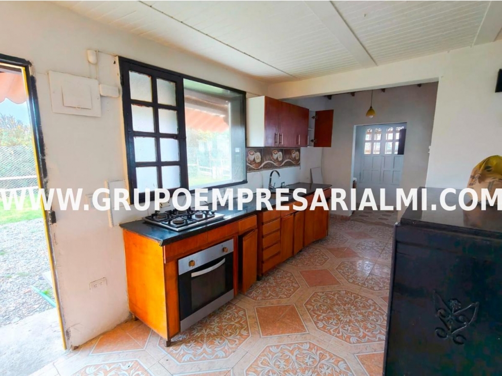 ESPECTACULAR CASA FINCA ARRIENDO - SECTOR SANTA ELENA COD: 33740 — foto 2