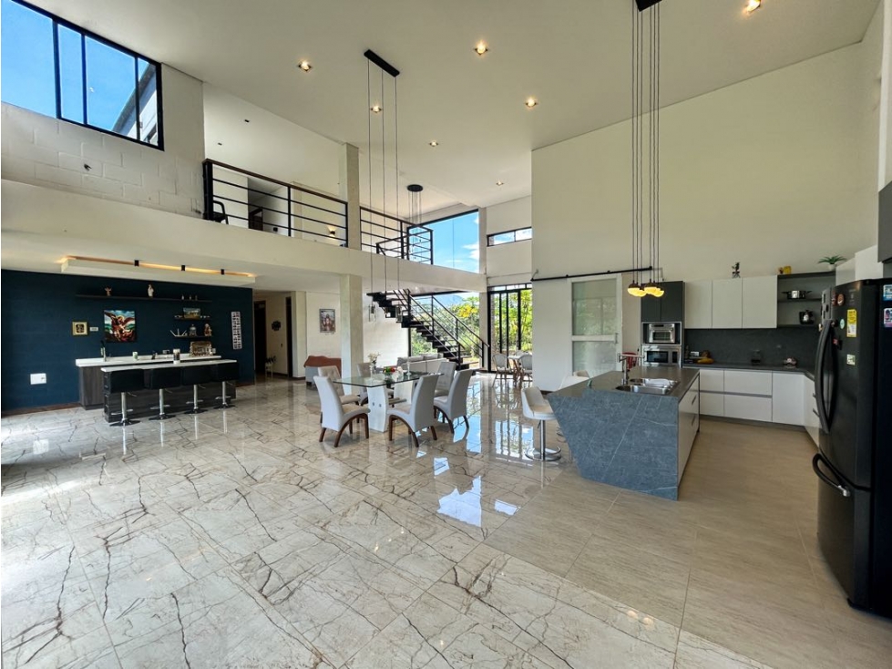 ESPECTACULAR CASA FINCA EN GIRARDOTA VDA EL TOTUMO — foto 4