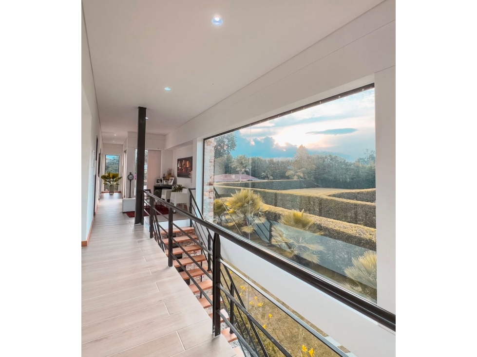 Espectacular Casa Campestre en Rionegro Parcelación Cerrada — foto 5
